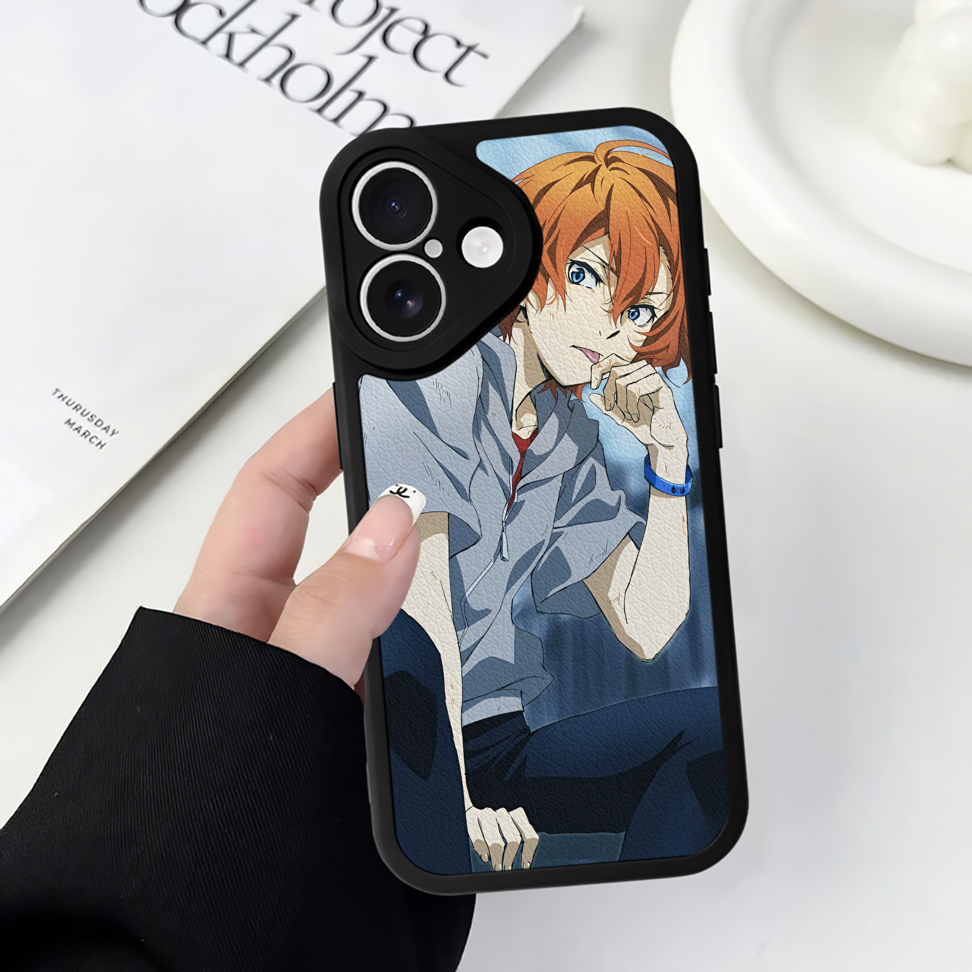 （画像用） 文豪ストレイドッグス Bungo Stray Dogs 【iPhone 16シリーズ対応】シリコンスマホケース（レザー調） 材質：シリコン